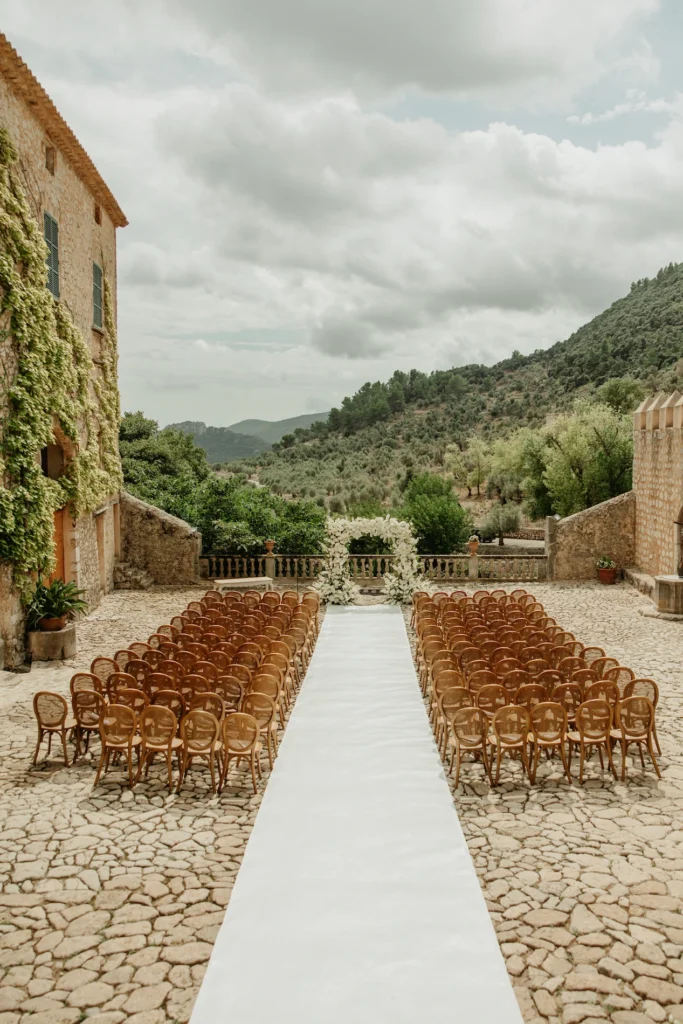 Venue with Breathtaking Mountain Views – The Perfect Wedding Venue in Mallorca