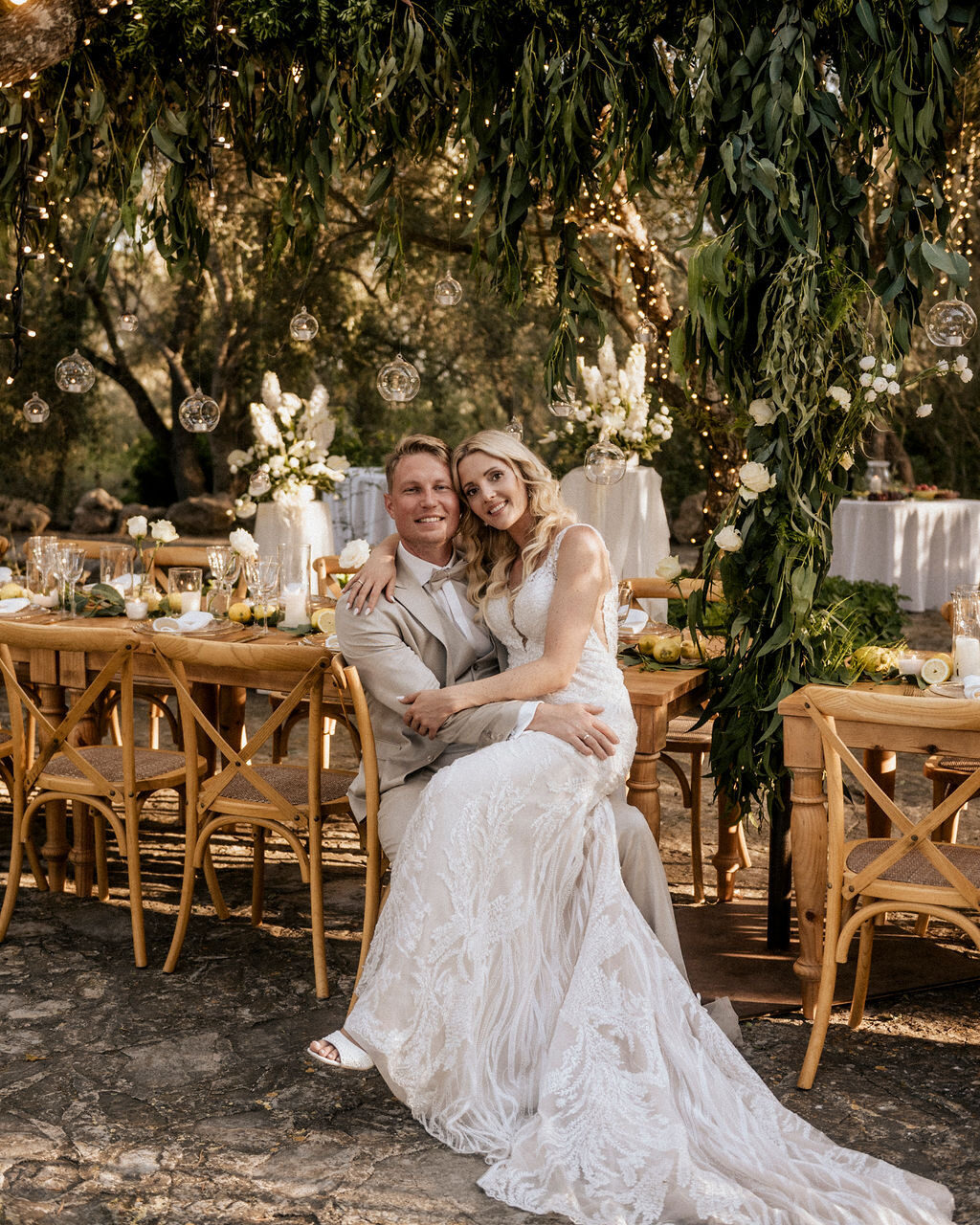 Instagram post from claudia_elisabeth_weddings. This post is in position 0.