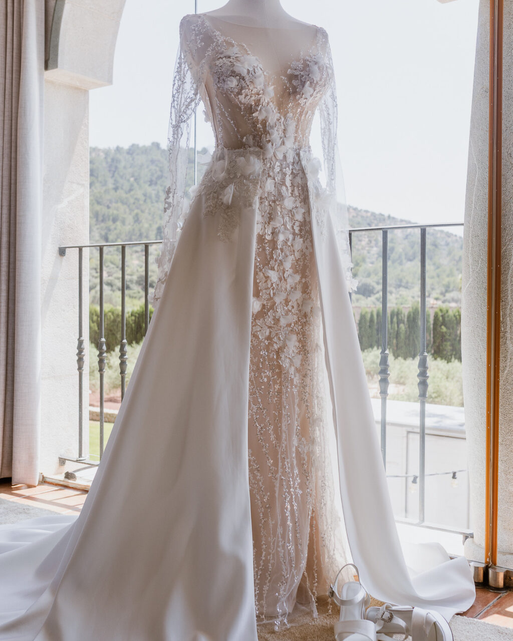 Instagram post from claudia_elisabeth_weddings. This post is in position 1.