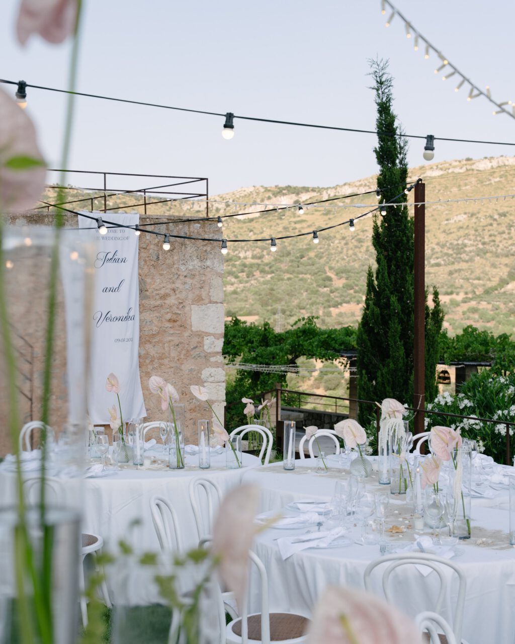 Instagram post from claudia_elisabeth_weddings. This post is in position 1.