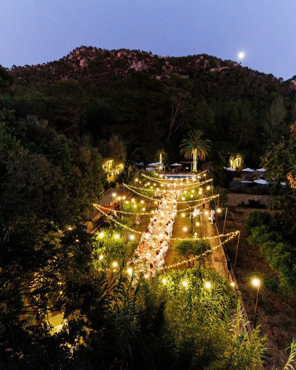 Instagram post from claudia_elisabeth_weddings. This post is in position 6.