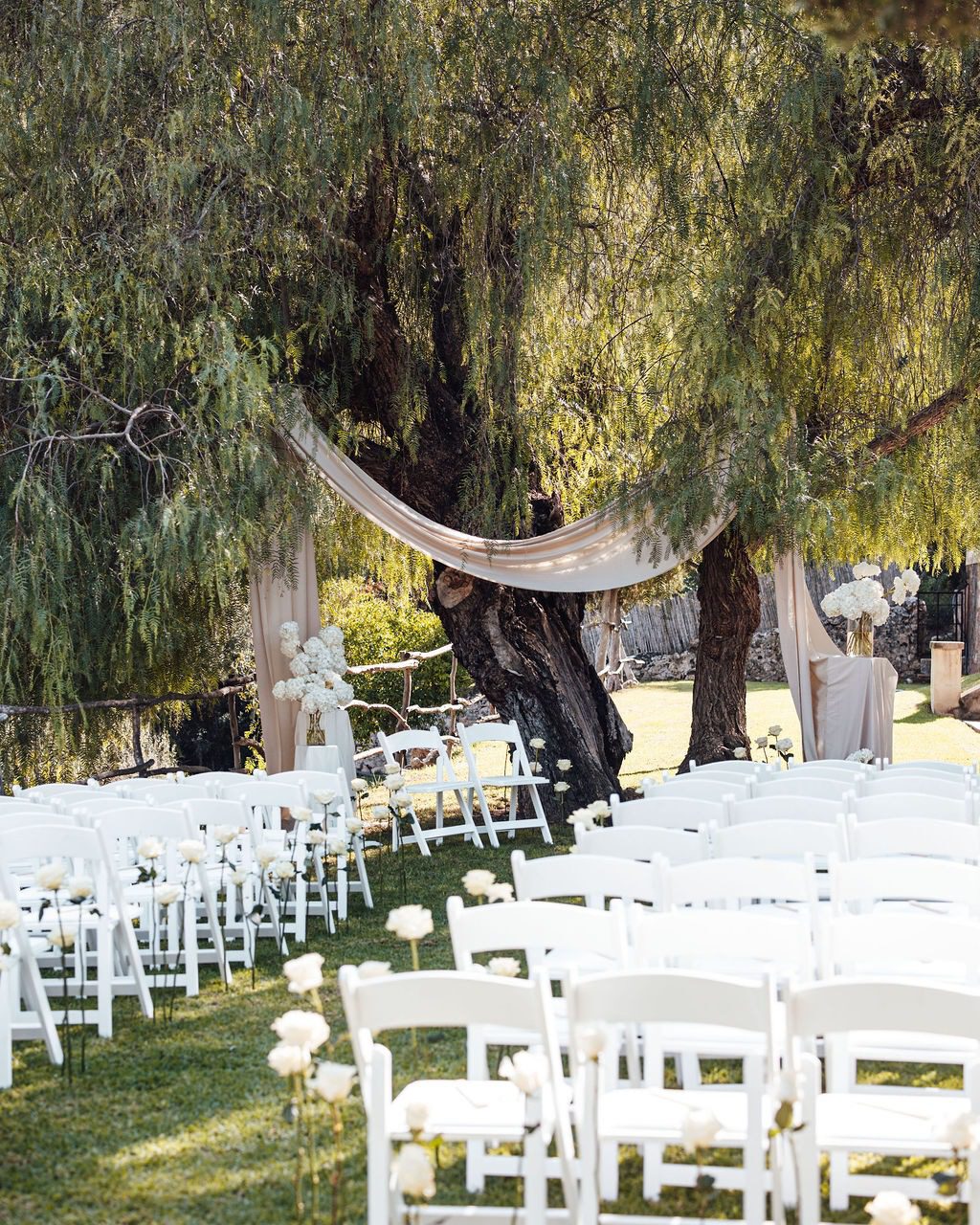 Instagram post from claudia_elisabeth_weddings. This post is in position 1.