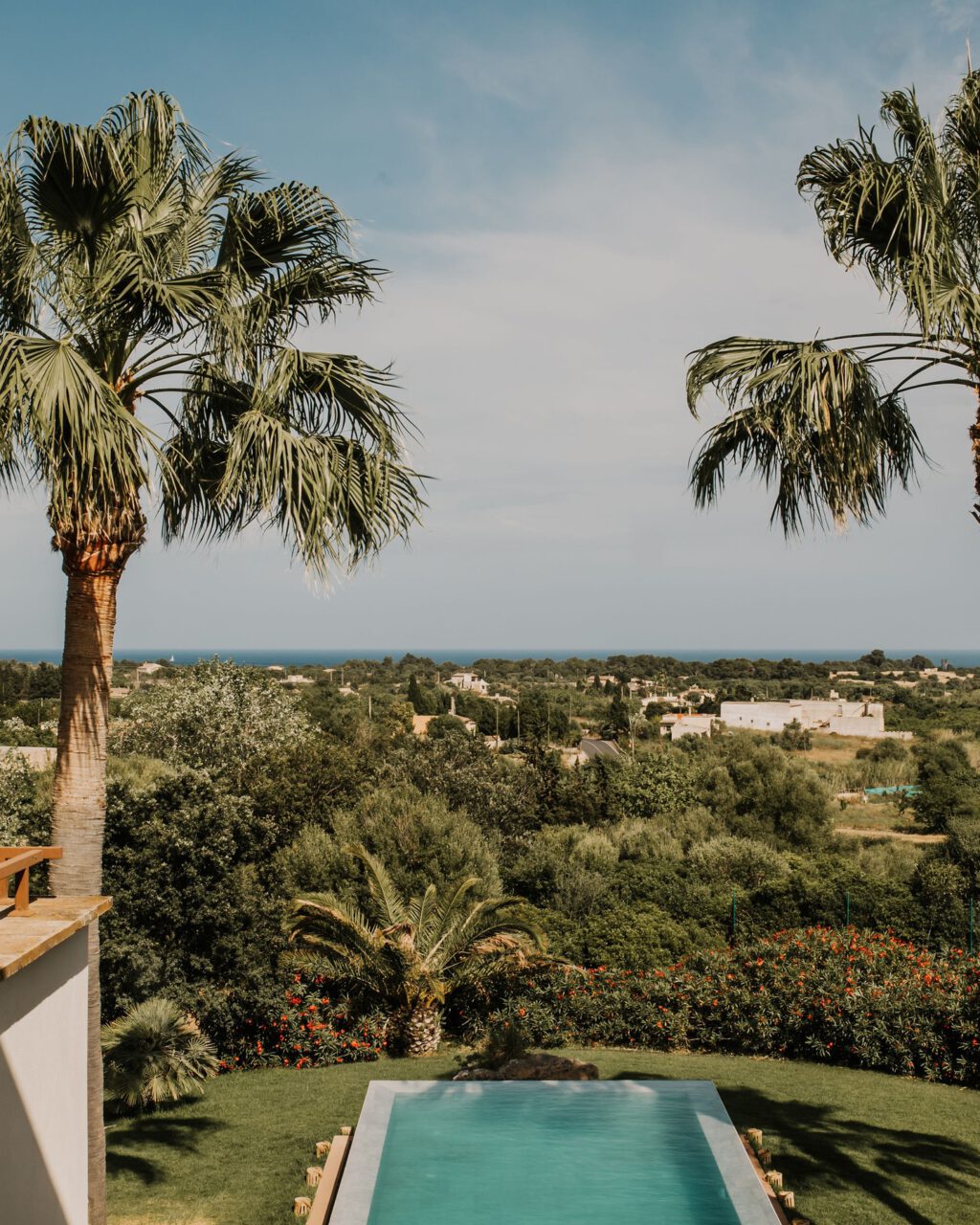 Instagram post from claudia_elisabeth_weddings. This post is in position 2.